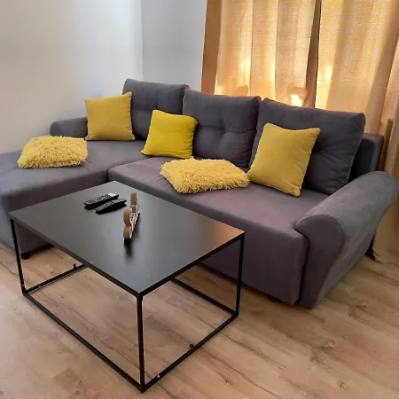 Nordic - With Private Yard, Bbq & Free Parking, 4 Km From Center Brașov