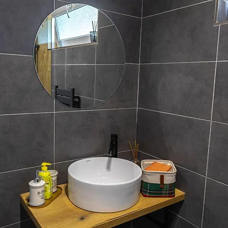 Nordic - With Private Yard, Bbq & Free Parking, 4 Km From Center Villa *