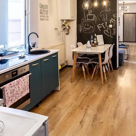 Nordic - With Private Yard, Bbq & Free Parking, 4 Km From Center Villa