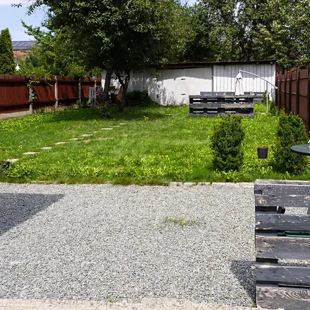 Nordic - With Private Yard, Bbq & Free Parking, 4 Km From Center 빌라 브라쇼브