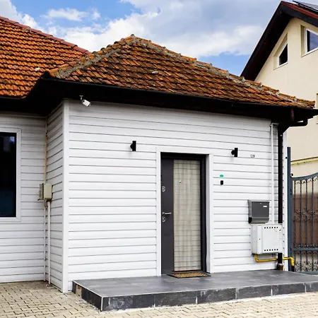 Nordic - With Private Yard, Bbq & Free Parking, 4 Km From Center Villa *