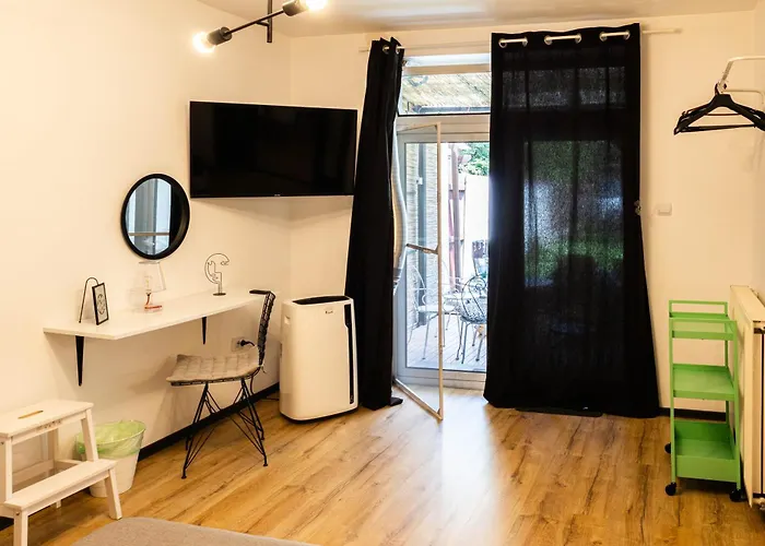 Nordic - With Private Yard, Bbq & Free Parking, 4 Km From Center