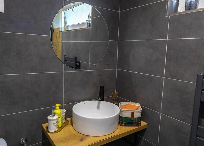 Nordic - With Private Yard, Bbq & Free Parking, 4 Km From Center Villa *