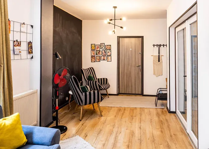 Nordic - With Private Yard, Bbq & Free Parking, 4 Km From Center Villa